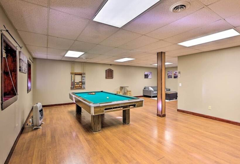 Majestic Caldwell Retreat W/ Wraparound Deck!