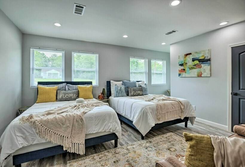 Modern, Colorful Home ~ 2 Mi To Tuskegee Uni