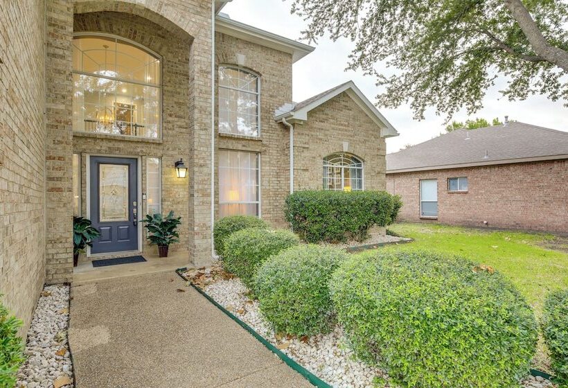 Mesquite Escape W/ Fireplace & Private Patio!