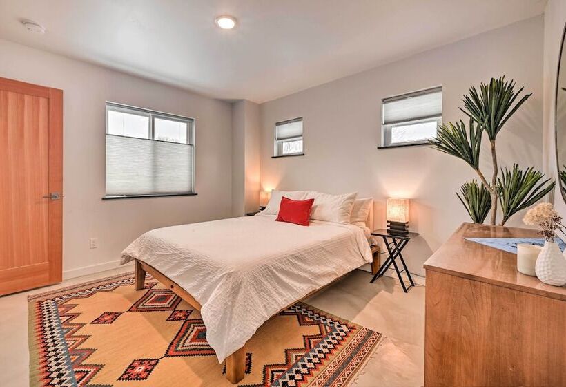 Modern Missoula Home ~ 2 Miles To Downtown!