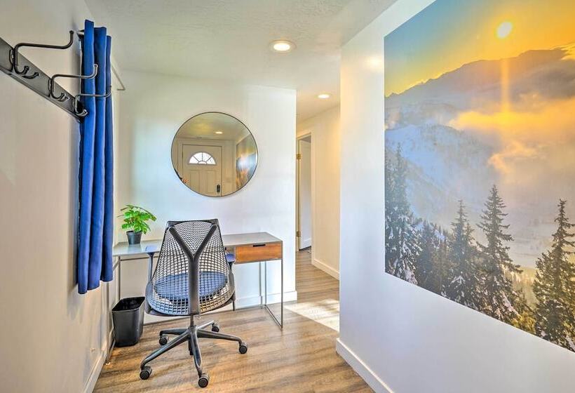 Modern Utah Home W/ Private Hot Tub