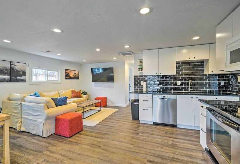 Modern Utah Home W/ Private Hot Tub