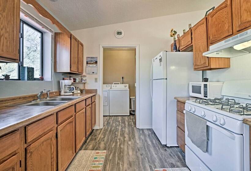 Mom S Place In Jemez   1 Mi To Hot Spring