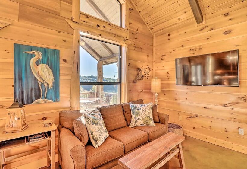 Mountain View Hideaway W/ Outdoor Fireplace!