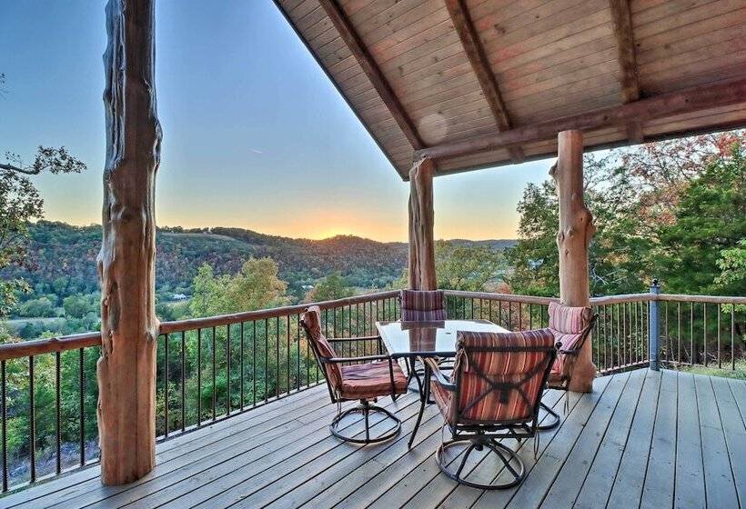 Mountain View Hideaway W/ Outdoor Fireplace!