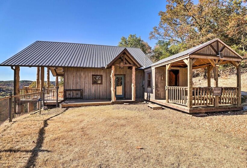 Mountain View Hideaway W/ Outdoor Fireplace!
