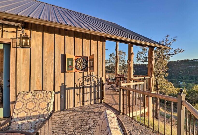 Mountain View Hideaway W/ Outdoor Fireplace!