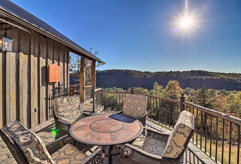 Mountain View Hideaway W/ Outdoor Fireplace!