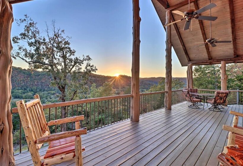 Mountain View Hideaway W/ Outdoor Fireplace!