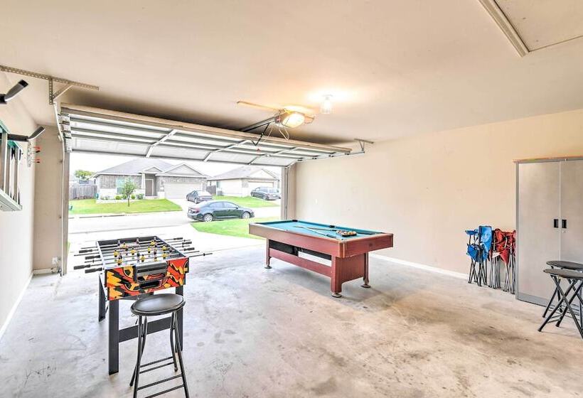 Temple Retreat: Game Room & Deck, Pets Welcome
