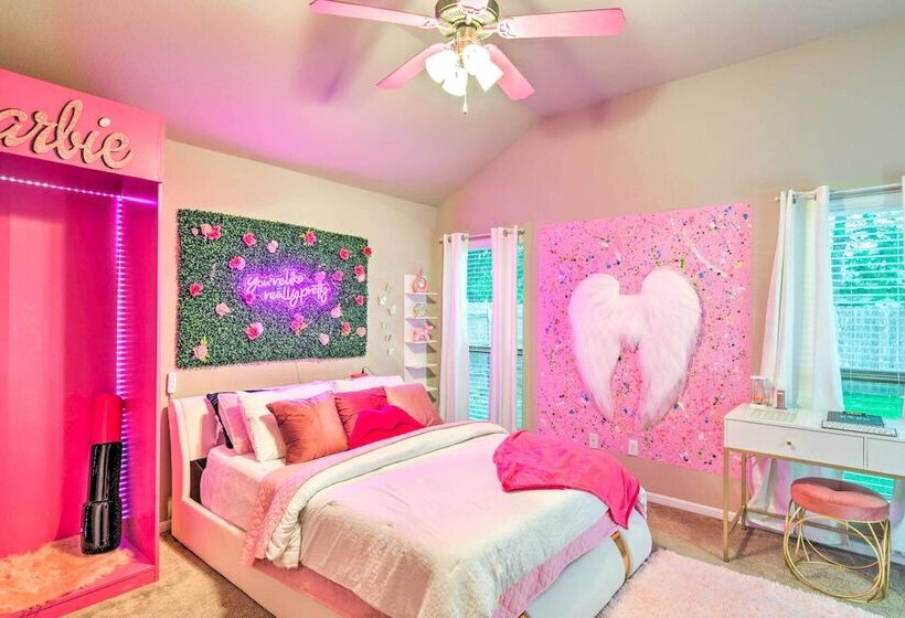 Temple Retreat: Game Room & Deck, Pets Welcome