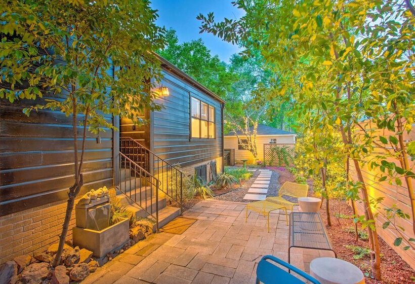 Newly Updated & Charming Azalea District Home