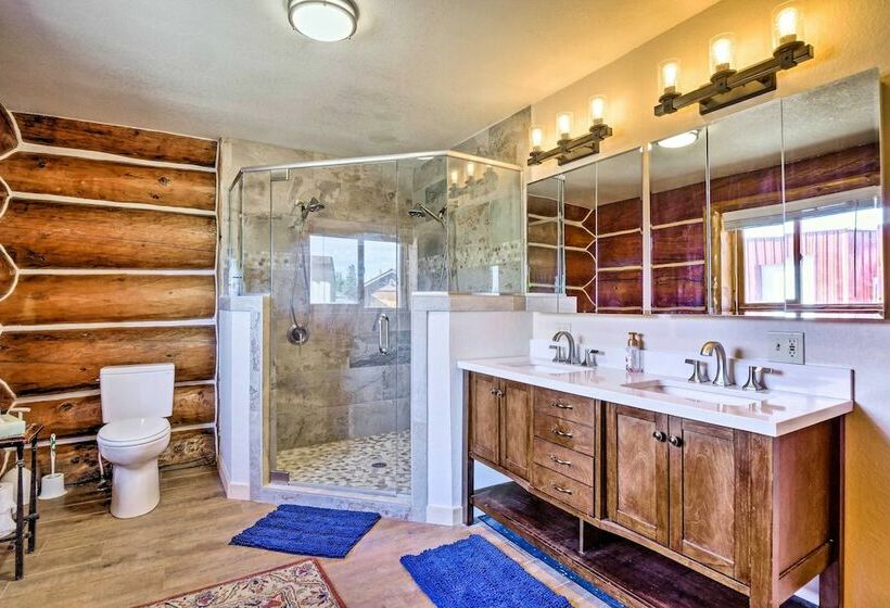 < 1 Mi To Lake Granby: Log Cabin W/ Fire Pit