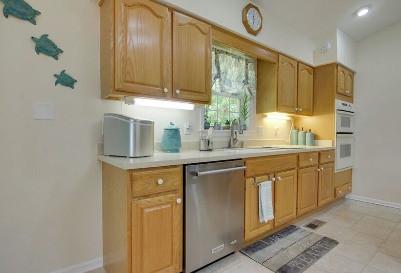 Ocean Pines House W/ Hot Tub & 2 Mi To Golf!