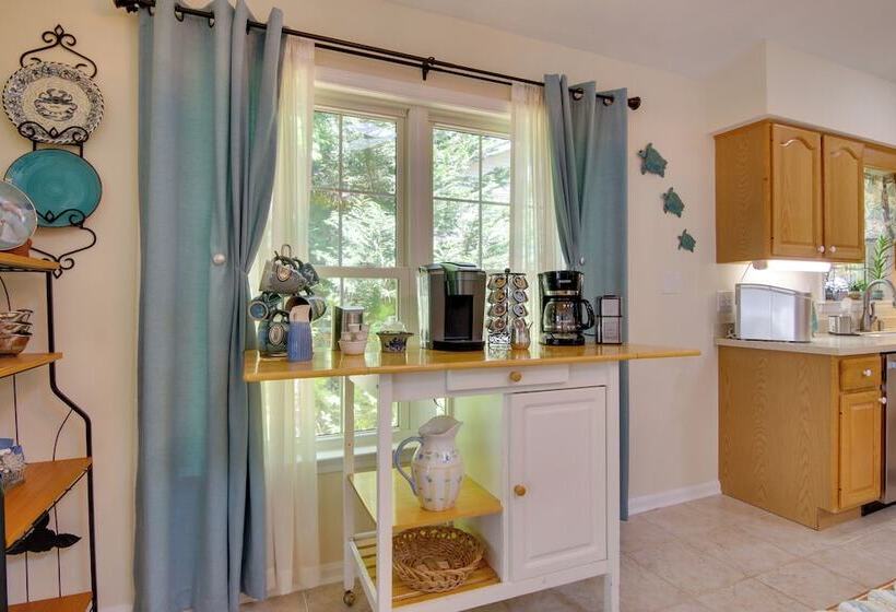 Ocean Pines House W/ Hot Tub & 2 Mi To Golf!