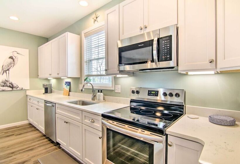 Ocean View Home W/ Grill ~ 4 Mi To Bethany Beach!