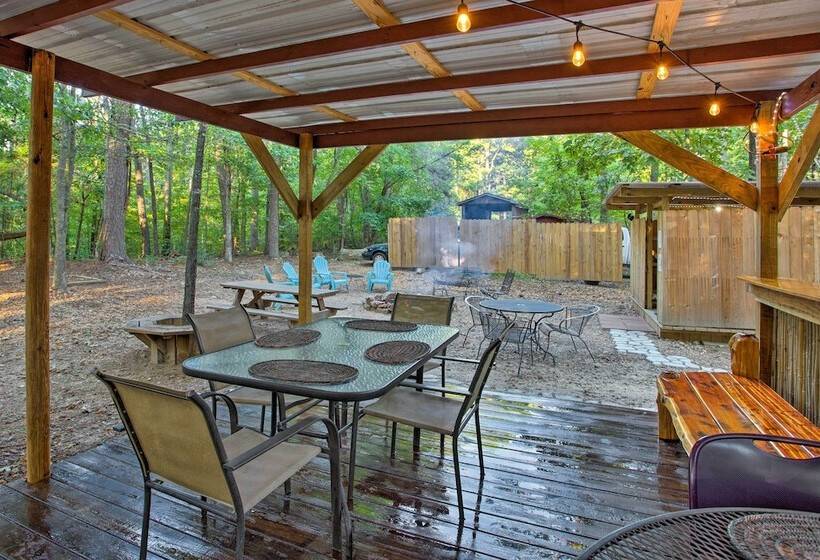 Broken Bow Cabin W/ Hot Tub: 3 Mi To Lake/overlook