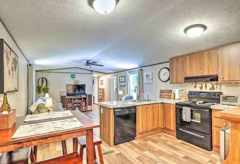 On Lake Time  Lake Chatuge Hideaway W/ Deck!