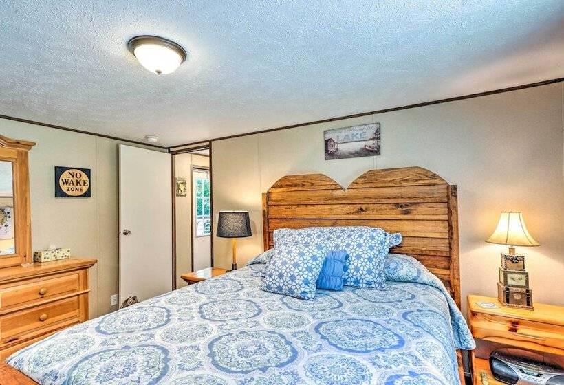 On Lake Time  Lake Chatuge Hideaway W/ Deck!