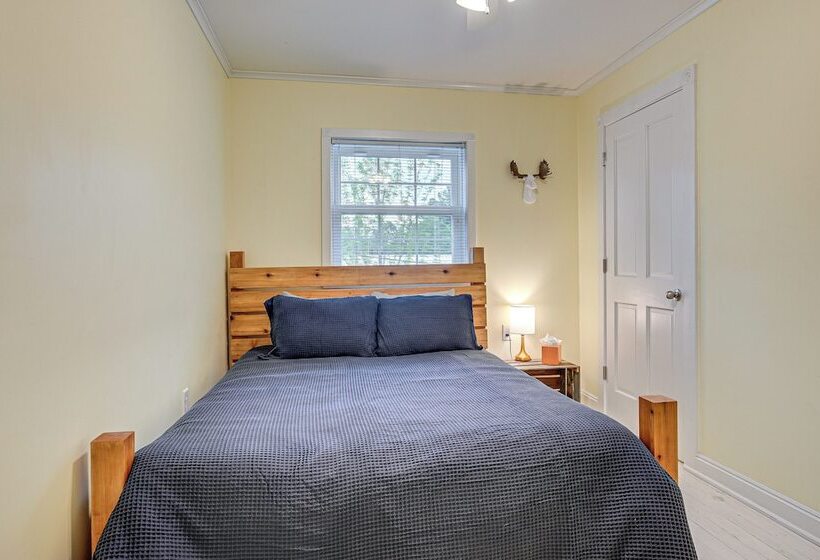 Ontonagon Home W/ Fire Pit Steps To Beach!