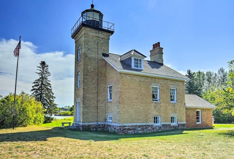 Ontonagon Home W/ Fire Pit Steps To Beach!