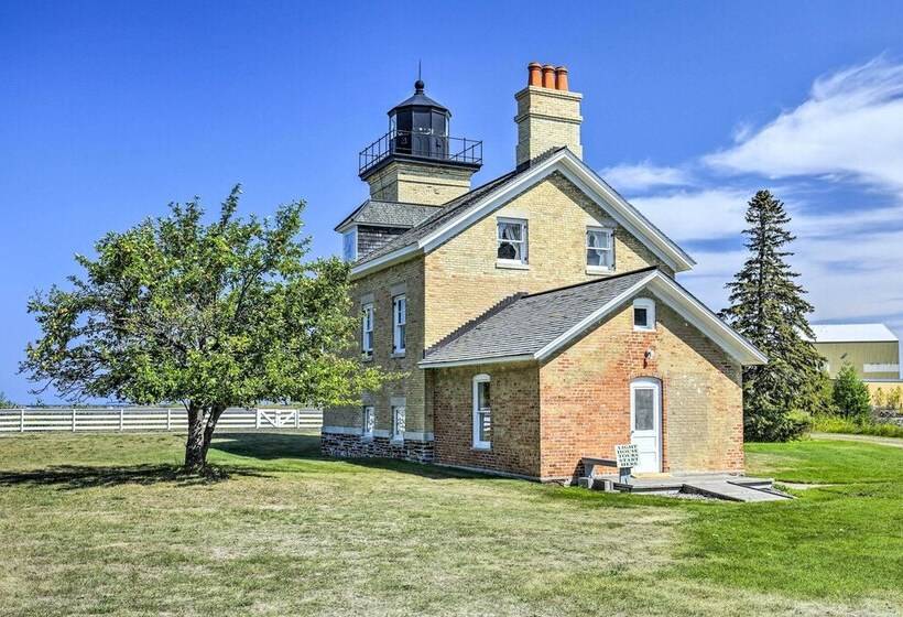 Ontonagon Home W/ Fire Pit Steps To Beach!