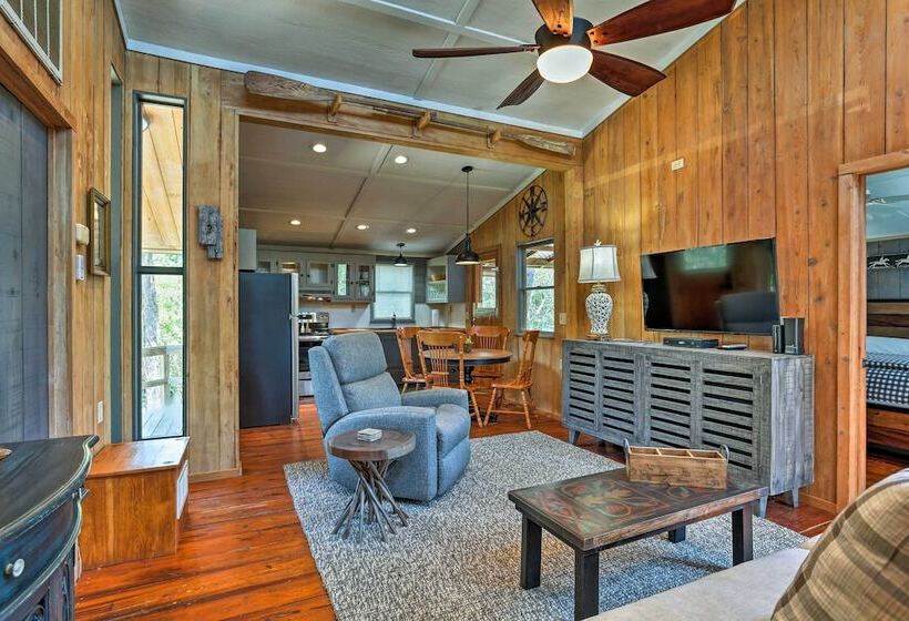 Outer Banks Island Cottage   1 Mi To Frisco Beach!