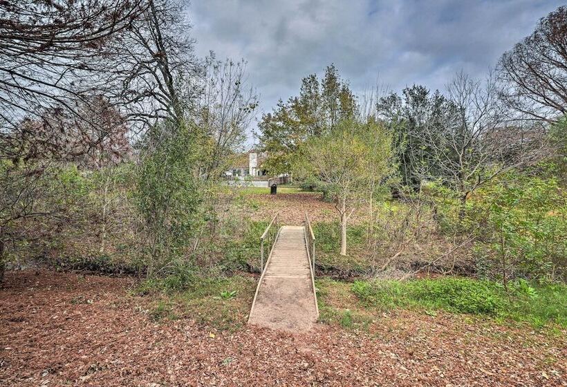 Peaceful Austin Home W/ Private Backyard!