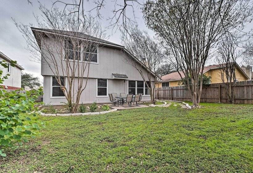 Peaceful Austin Home W/ Private Backyard!
