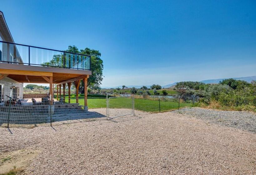 Peaceful Belfry Retreat On 14 Acres W/ Grill!