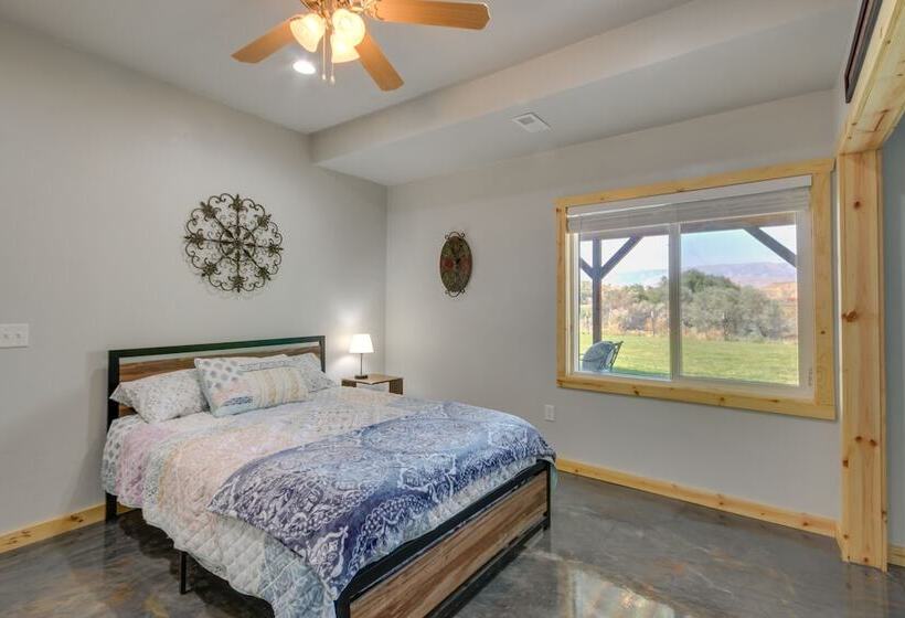 Peaceful Belfry Retreat On 14 Acres W/ Grill!