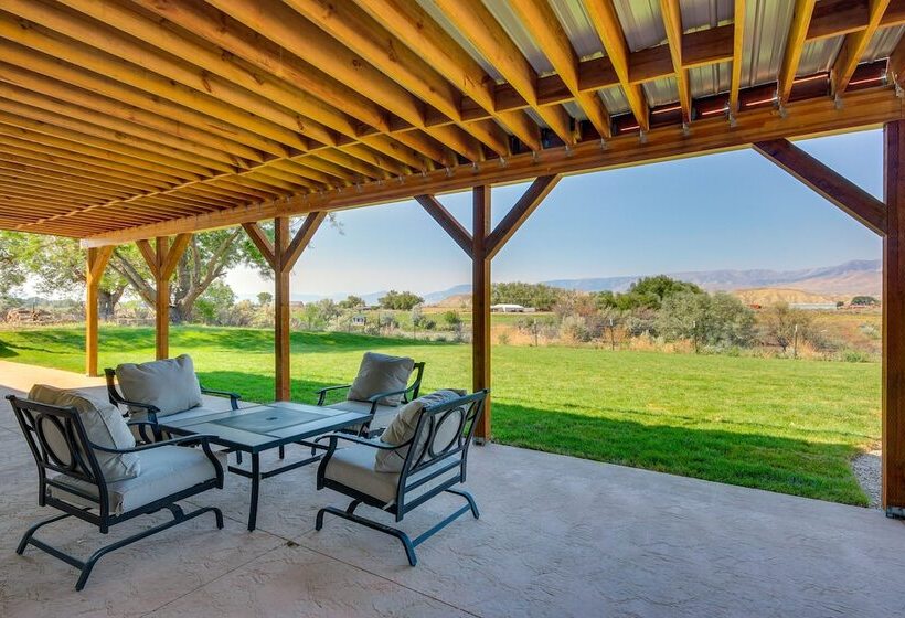 Peaceful Belfry Retreat On 14 Acres W/ Grill!