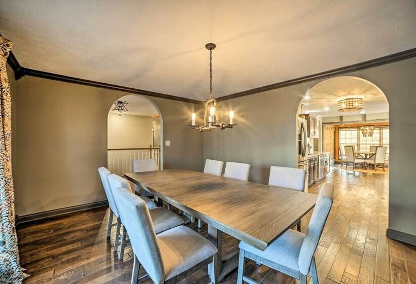 Peaceful Big Sandy Home W/ Deck On Kentucky Lake!