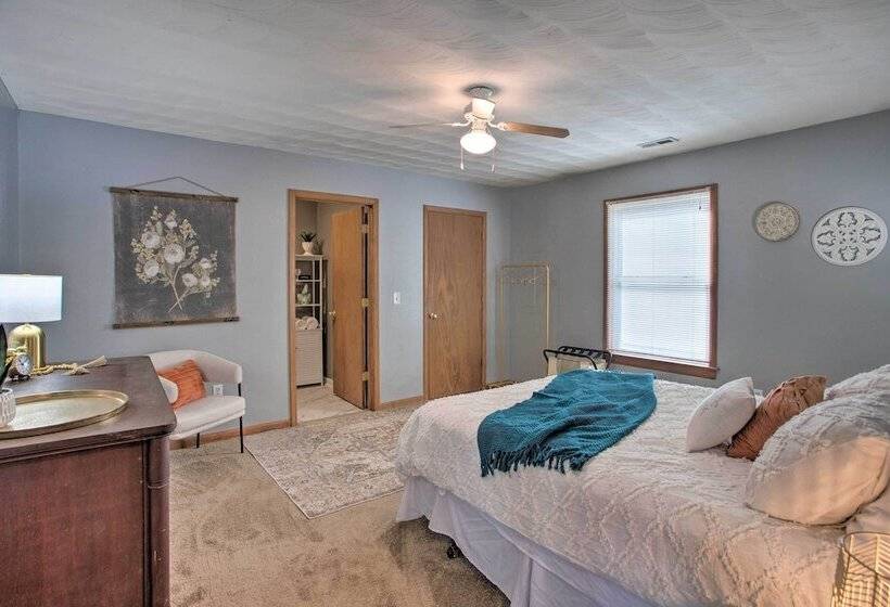 Peaceful Cottage ~ 8 Mi To Downtown Toledo!