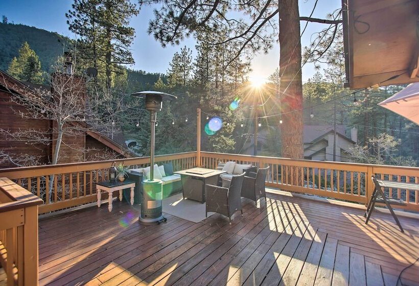 Peaceful & Idyllic Forest Cabin W/ Pool Table