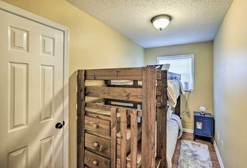 Pet Friendly  Lakeside Retreat  W/ Dock!