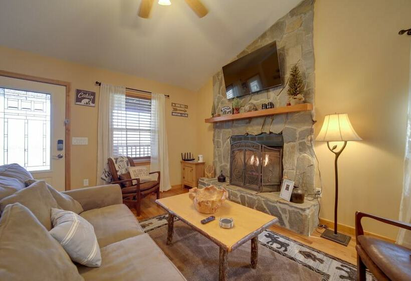 Peaceful Sylva Cabin W/ Mtn Views & Creek!