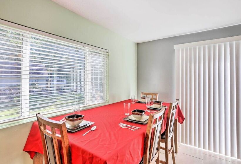 Peaceful Toledo Retreat W/ Spacious Yard!