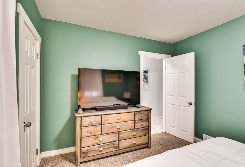 Pet Friendly Clearfield Home Near Hill Afb!