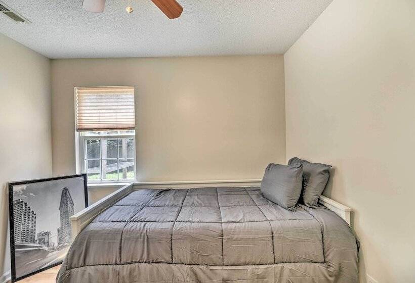 Pet Friendly Jacksonville Home W/ Fenced Yard