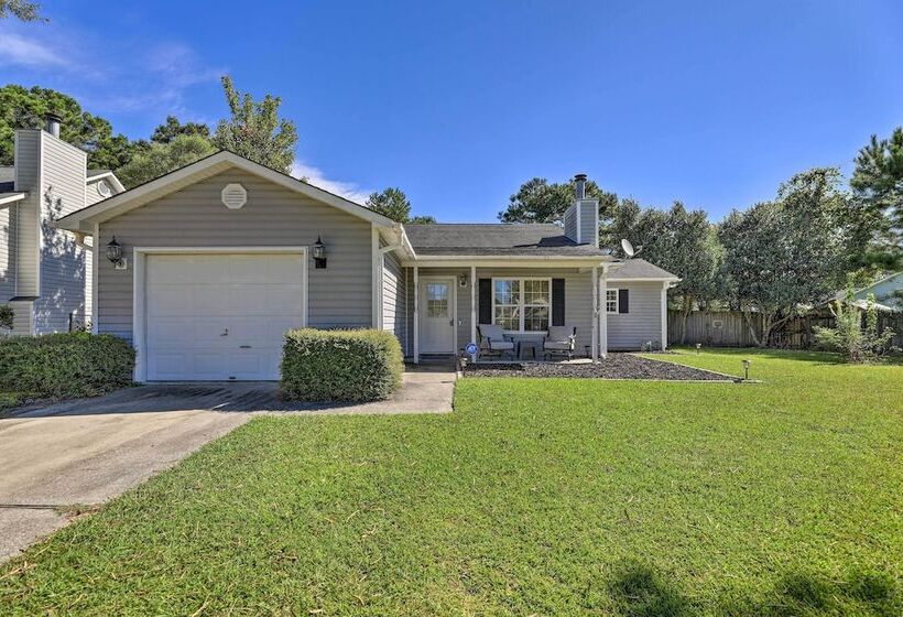 Pet Friendly Jacksonville Home W/ Fenced Yard