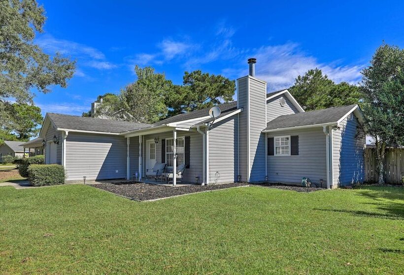 Pet Friendly Jacksonville Home W/ Fenced Yard