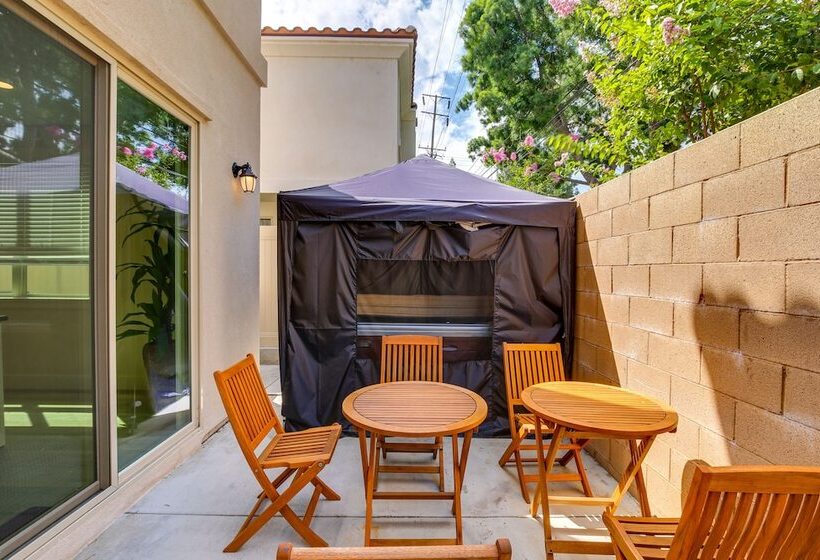 Pet Friendly Paramount Home, 16 Mi To Los Angeles!