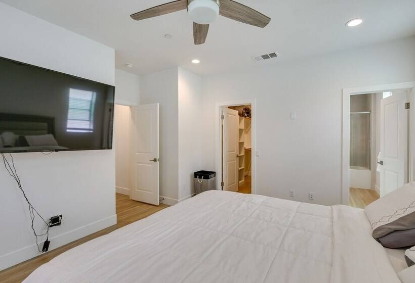 Pet Friendly Paramount Home, 16 Mi To Los Angeles!