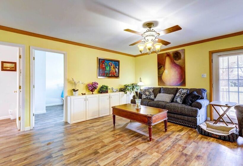 Pet Friendly Rehoboth Beach Vacation Rental!