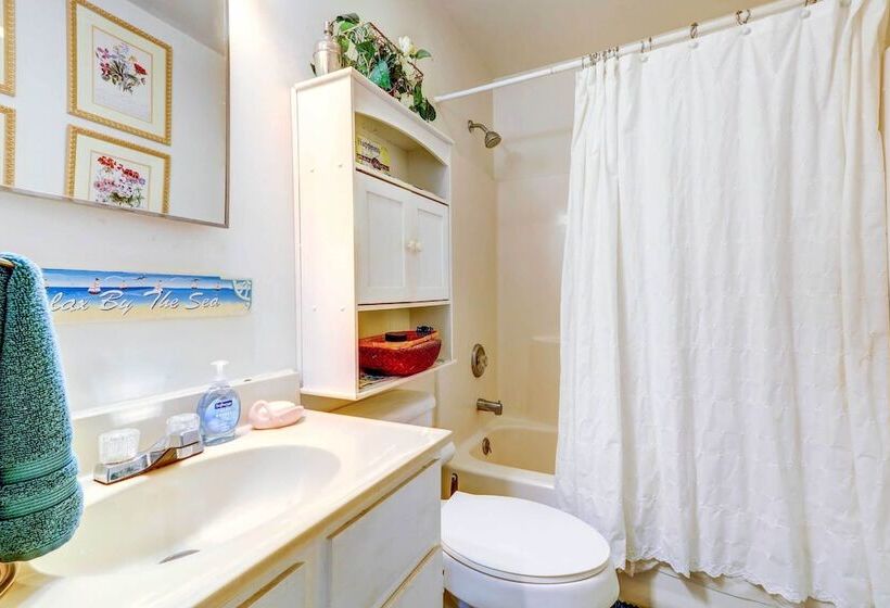 Pet Friendly Rehoboth Beach Vacation Rental!