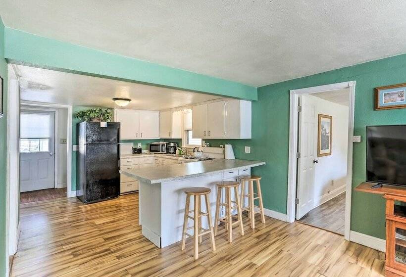 Pet Friendly Pierre Home W/ Central Location!