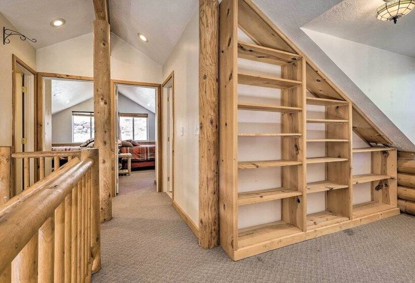 Pioche Family Cabin W/ View   Walk To Main St!