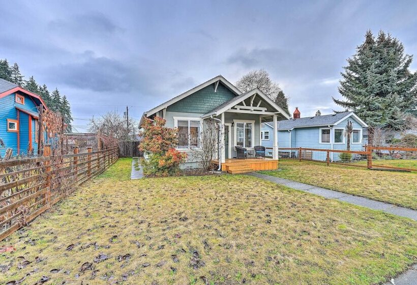 Port Angeles Retreat   1 Mi To Downtown!