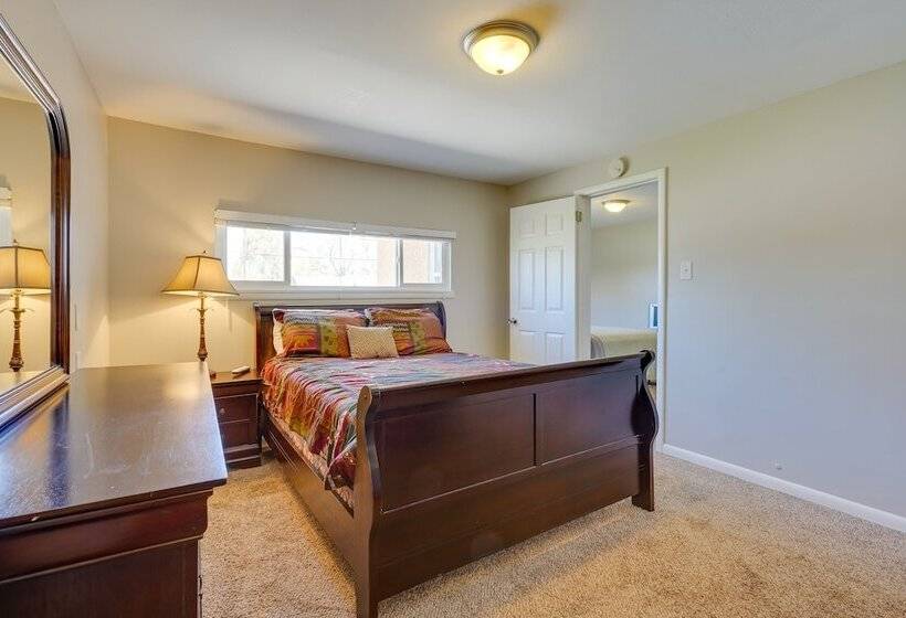 Pueblo House By Riverwalk, 2 Miles To Fairgrounds!